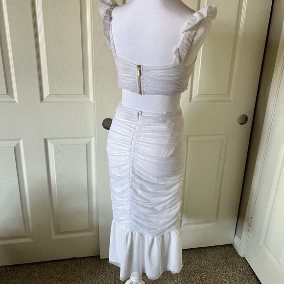 White drape ruffle skirt set - Picture 6 of 9